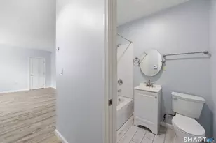 60 Center St, Wallingford, CT 06492 - Photo 12