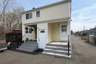163 Collins St, New Britain, CT 06051 - Photo 2