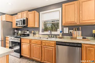 199 Bailey Pond Rd, Voluntown, CT 06384 - Photo 4