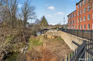 10 Main St, Berlin, CT 06037 - Photo 26