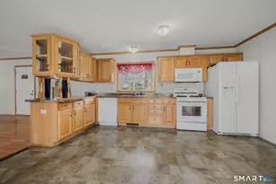 136 Hunters Rd, Norwich, CT 06360 - Photo 20