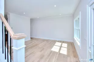 200 Henry St, Fairfield, CT 06824 - Photo 6