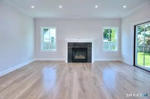 200 Henry St, Fairfield, CT 06824 - Photo 20
