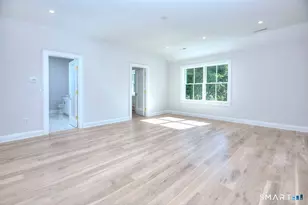 200 Henry St, Fairfield, CT 06824 - Photo 28