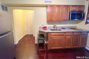 135 Claudia Dr, Stratford, CT 06614 - Photo 8