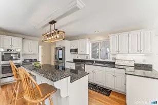 35 Aarons Ct, Ridgefield, CT 06877 - Photo 10