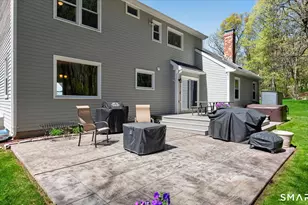 7 Village View Ln, Farmington, CT 06085 - Photo 6