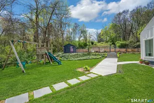 192 Barclay Dr, Stamford, CT 06903 - Photo 32