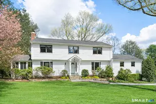 24 Blue Ribbon Dr, Westport, CT 06880 - Photo 2