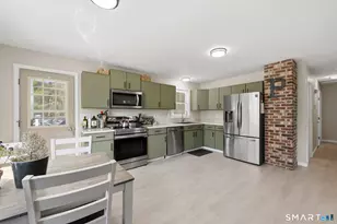 108 Pleasant View Dr, Killingly, CT 06241 - Photo 14