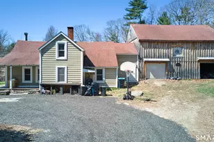 3 Woodstock Ave W, Putnam, CT 06260 - Photo 24