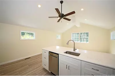 3509 Redding Road, Fairfield, CT 06824 - Photo 10