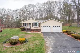 109 Colonial Rd, Plainfield, CT 06374 - Photo 2