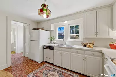 69 Warwick Street, West Hartford, CT 06119 - Photo 12