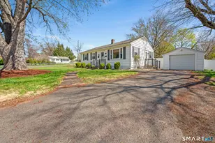 91 Pinecrest Dr, Southington, CT 06489 - Photo 2