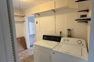 28 Hearthstone Ct, Stamford, CT 06902 - Photo 14