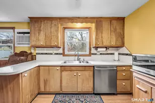 21 Riviera Dr, Enfield, CT 06082 - Photo 14