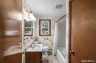 21 Riviera Dr, Enfield, CT 06082 - Photo 30