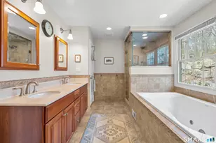 95 Saddle Hill Rd, Stamford, CT 06903 - Photo 22
