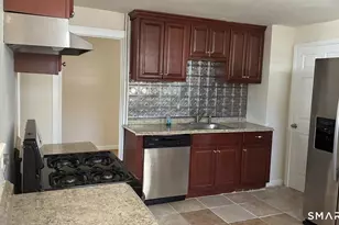 54 North Ave, Meriden, CT 06451 - Photo 10