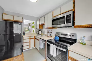 85 N Main St, East Hampton, CT 06424 - Photo 12