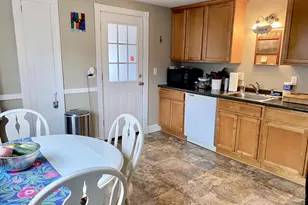 46 Faneuil St, Windsor, CT 06095 - Photo 4