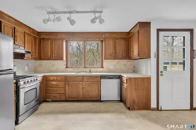 94 Quonnipaug Hill Road, Guilford, CT 06437 - Photo 10