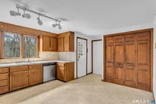 94 Quonnipaug Hill Rd, Guilford, CT 06437 - Photo 12
