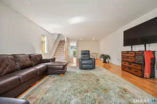2435 Bedford St, Stamford, CT 06905 - Photo 12