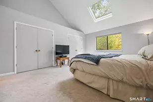 2435 Bedford St, Stamford, CT 06905 - Photo 16