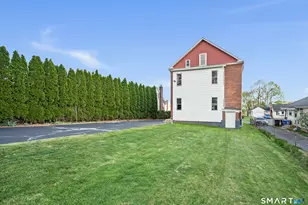 33 Hillhurst Ave, New Britain, CT 06053 - Photo 38