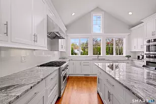 19 Richard's Ln, New Canaan, CT 06840 - Photo 8