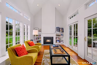 19 Richards Lane, New Canaan, CT 06840 - Photo 4