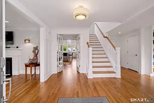 19 Richard's Ln, New Canaan, CT 06840 - Photo 2