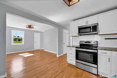 65 Edgewood Street, East Hartford, CT 06108 - Photo 16
