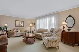 45 Brookwood Dr, Branford, CT 06405 - Photo 6