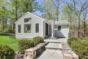 261 Great Hill Rd, Ridgefield, CT 06877 - Photo 2