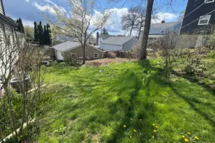 265 Greenwood St, Bridgeport, CT 06606 - Photo 18