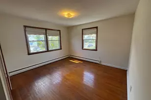 265 Greenwood St, Bridgeport, CT 06606 - Photo 10