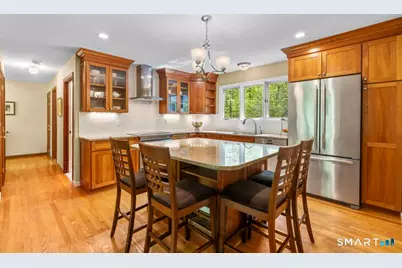 33 Topledge Road, Redding, CT 06896 - Photo 4