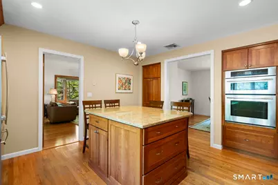 33 Topledge Road, Redding, CT 06896 - Photo 8