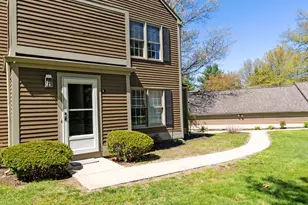 9 Newberry Ln, Glastonbury, CT 06033 - Photo 32