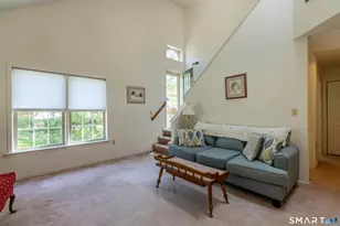 9 Newberry Ln, Glastonbury, CT 06033 - Photo 2