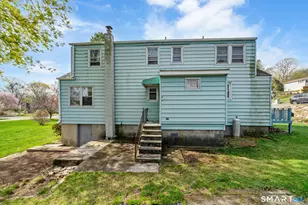 7 Hamburg St, Shelton, CT 06484 - Photo 32