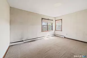 7 Hamburg St, Shelton, CT 06484 - Photo 14