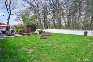 34 Wagon Rd, Enfield, CT 06082 - Photo 4