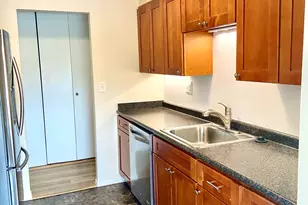 893 Farmington Ave, West Hartford, CT 06119 - Photo 12