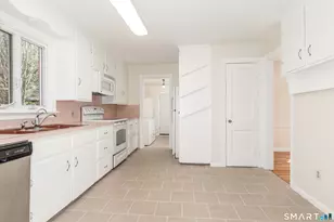 55 Goodrich St, Hamden, CT 06517 - Photo 6