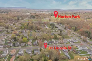 31 Lincoln St, Plainville, CT 06062 - Photo 6