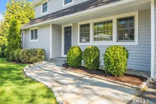 17 Loren Ln, Westport, CT 06880 - Photo 2